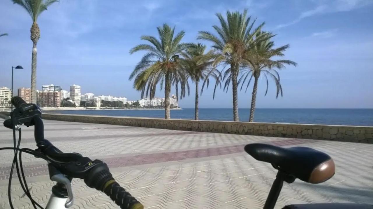 Luminoso Estudio En La Playa De Ел Кампело Екстериор снимка